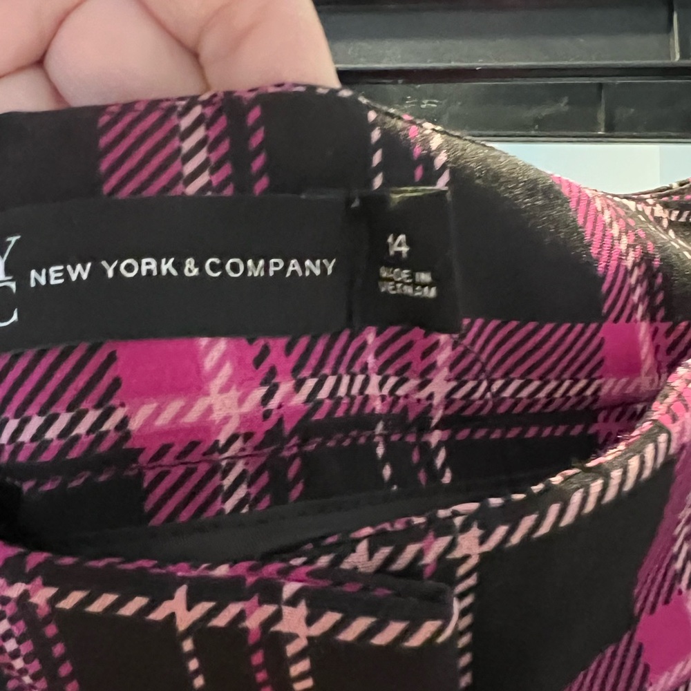 NWT - New York & Co Plaid Pants - Size 14 - Picture 2 of 6